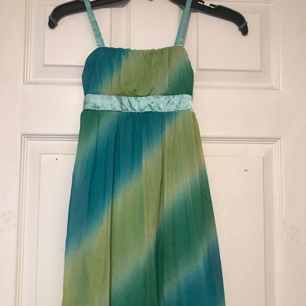 Girls dress